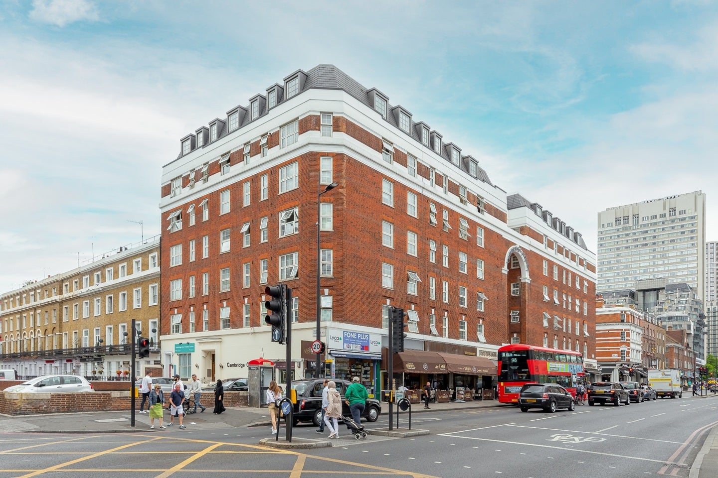Flat Junction Mews in City of Westminster