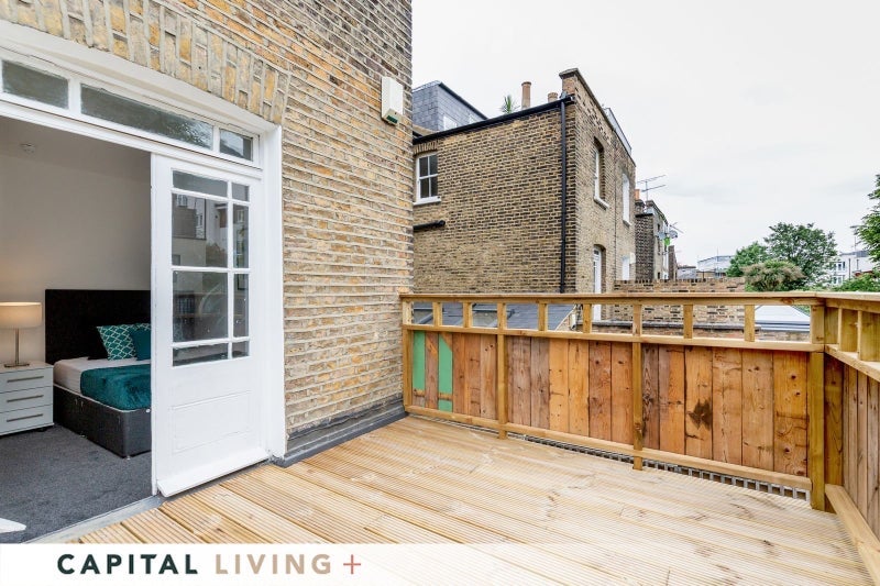 Room Chelsham Road in Greater London