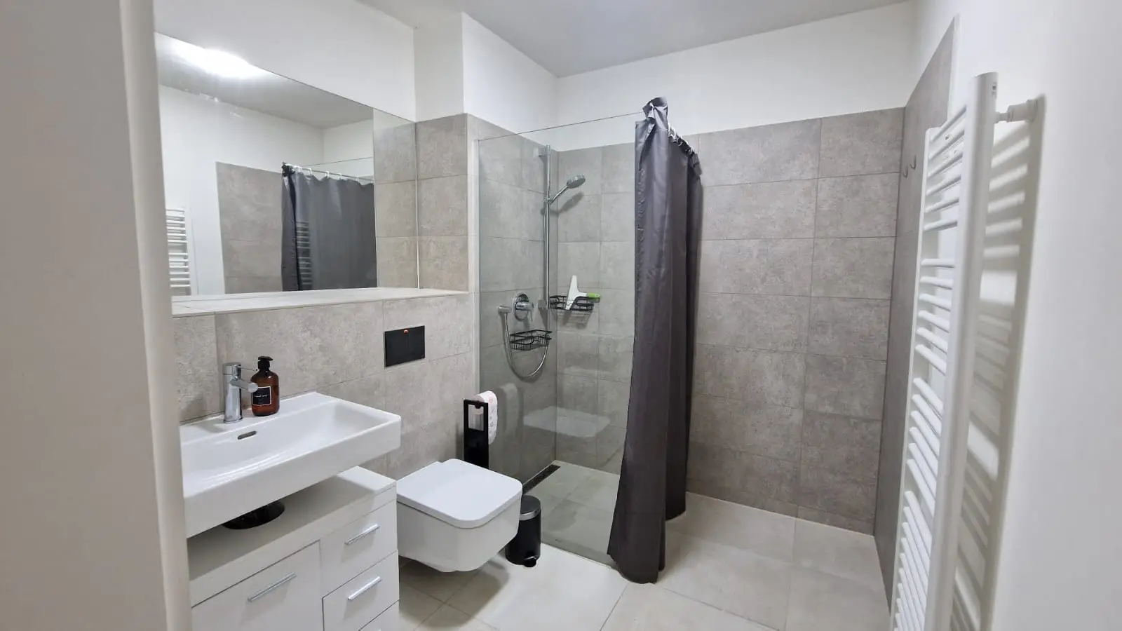 Wohnung Rhinstraße in Berlin