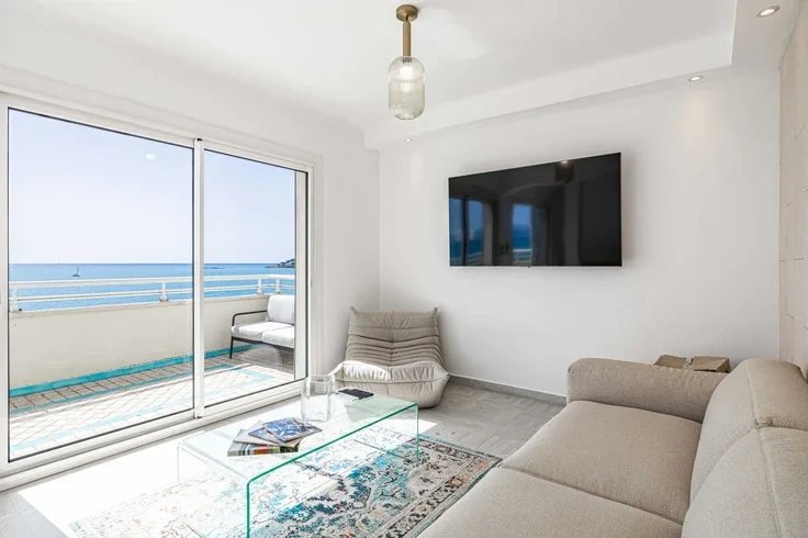 Appartement Promenade Jean Gismondi à Antibes
