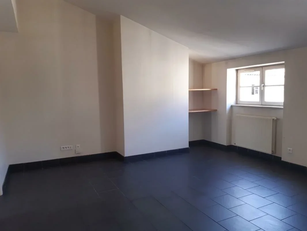Flat Rue Saint-Claude in Lyon