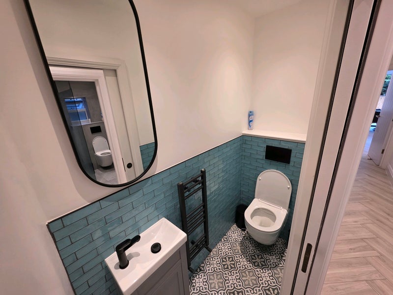 Room Casewick Road in Greater London