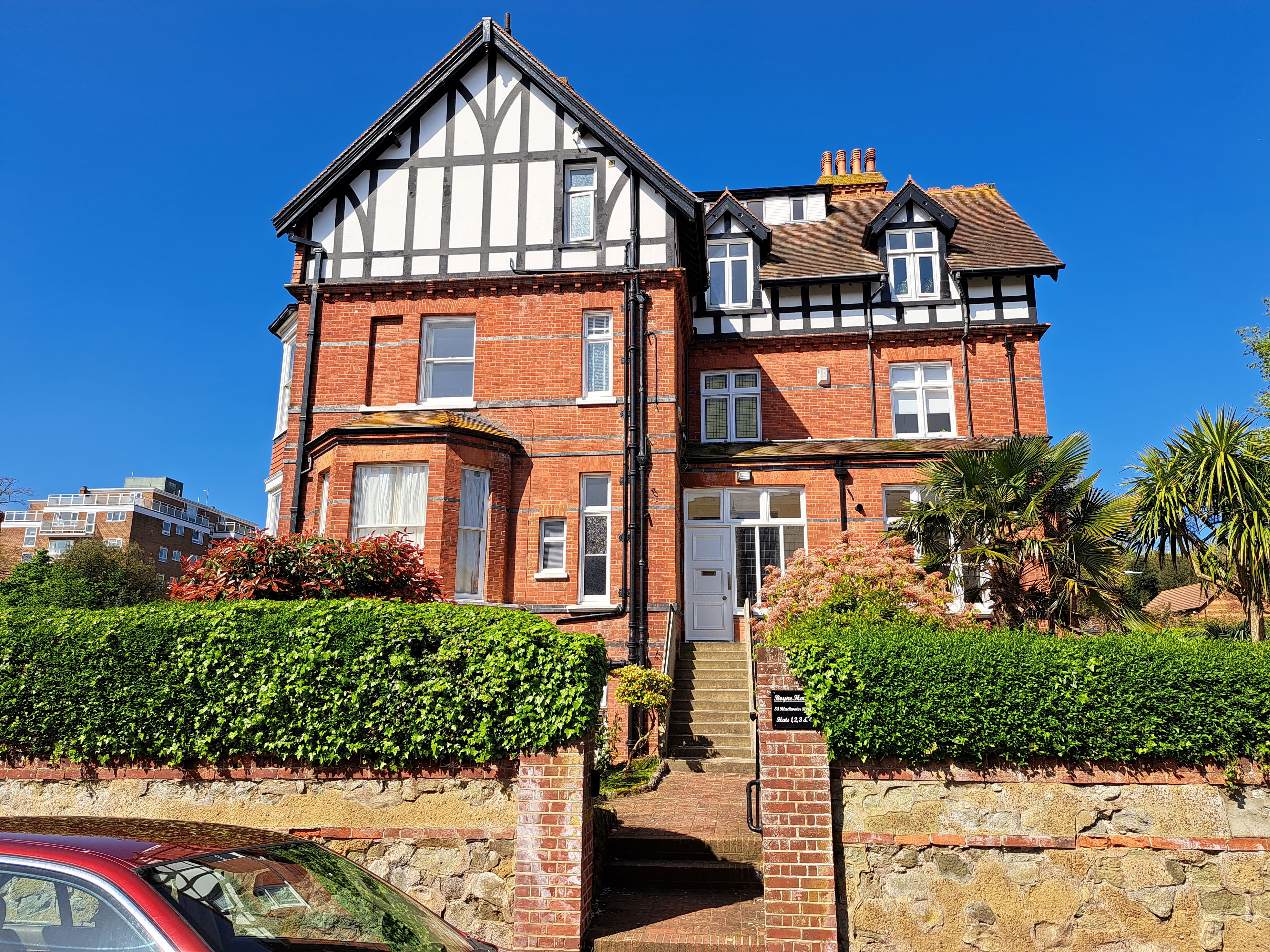 Flat Blackwater Road in Eastbourne