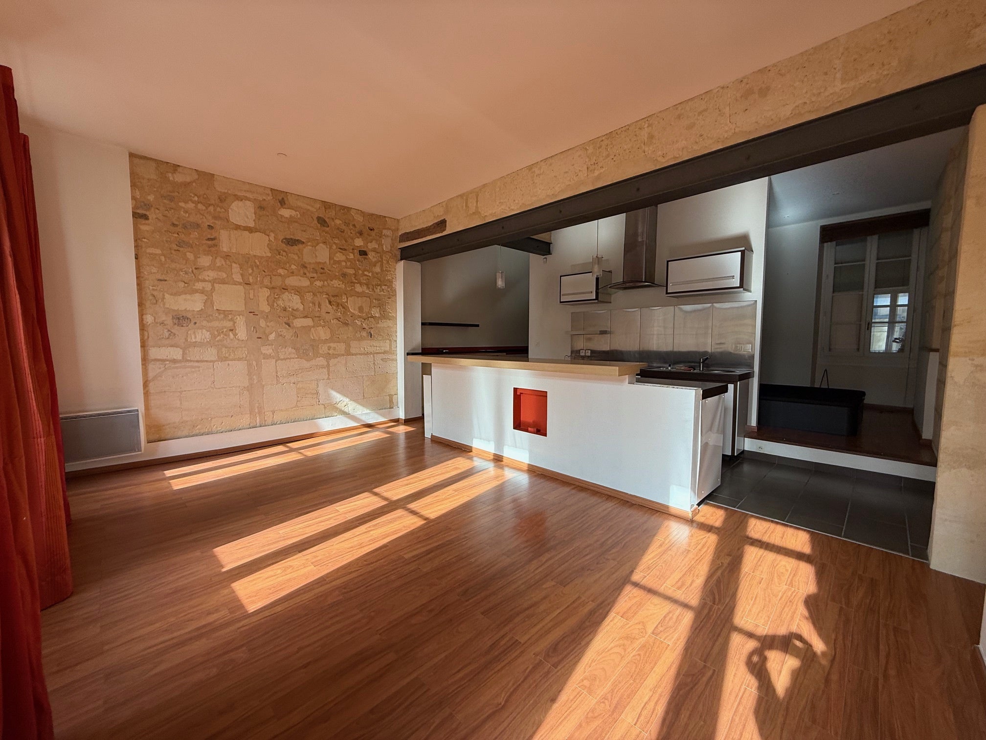 Flat Rue de la Devise in Bordeaux