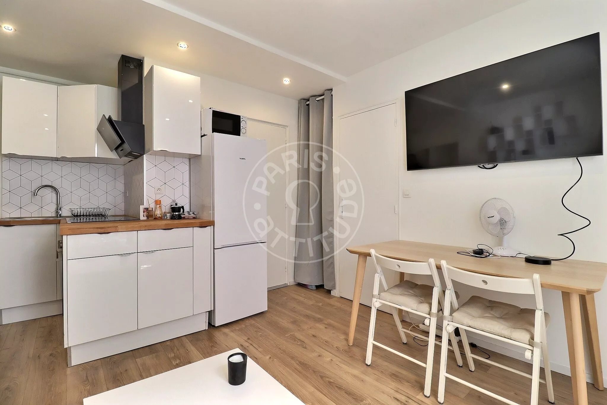 Appartement Rue Myrha à Paris
