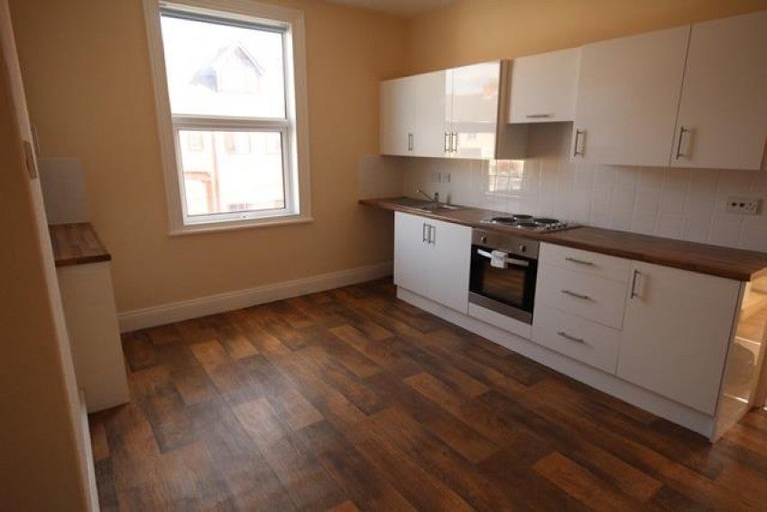 Flat Fourth Avenue in Goole