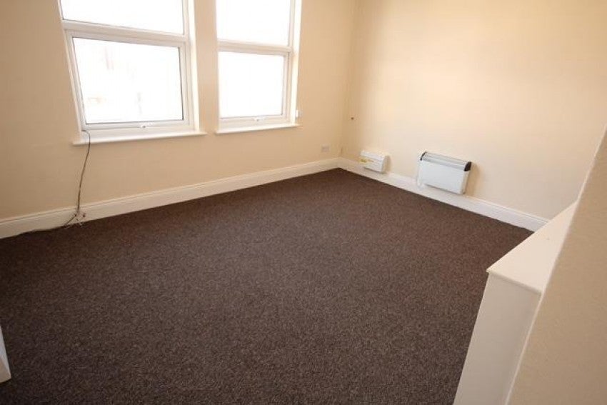 Flat Fourth Avenue in Goole