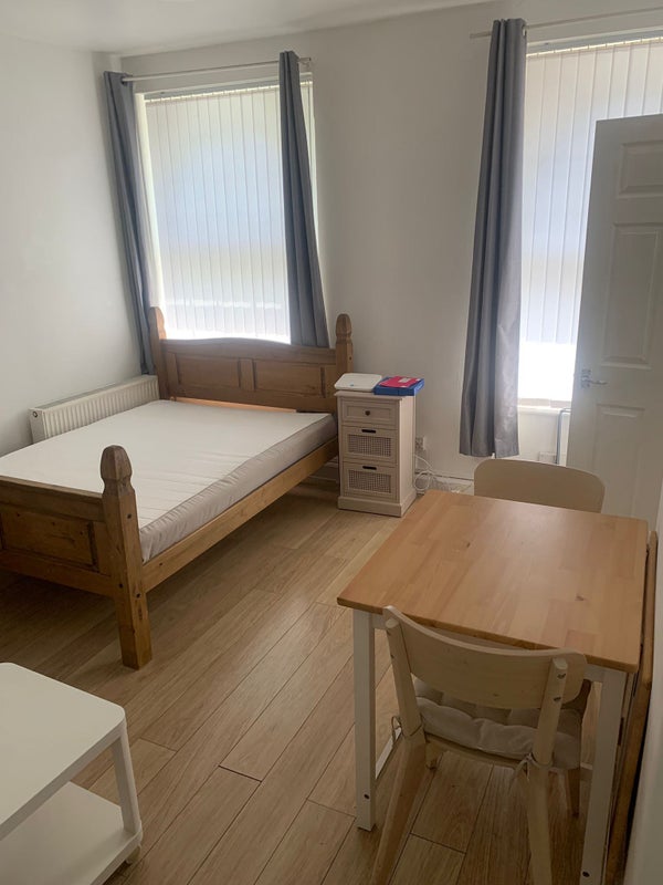 Flat Merceron Street in Greater London
