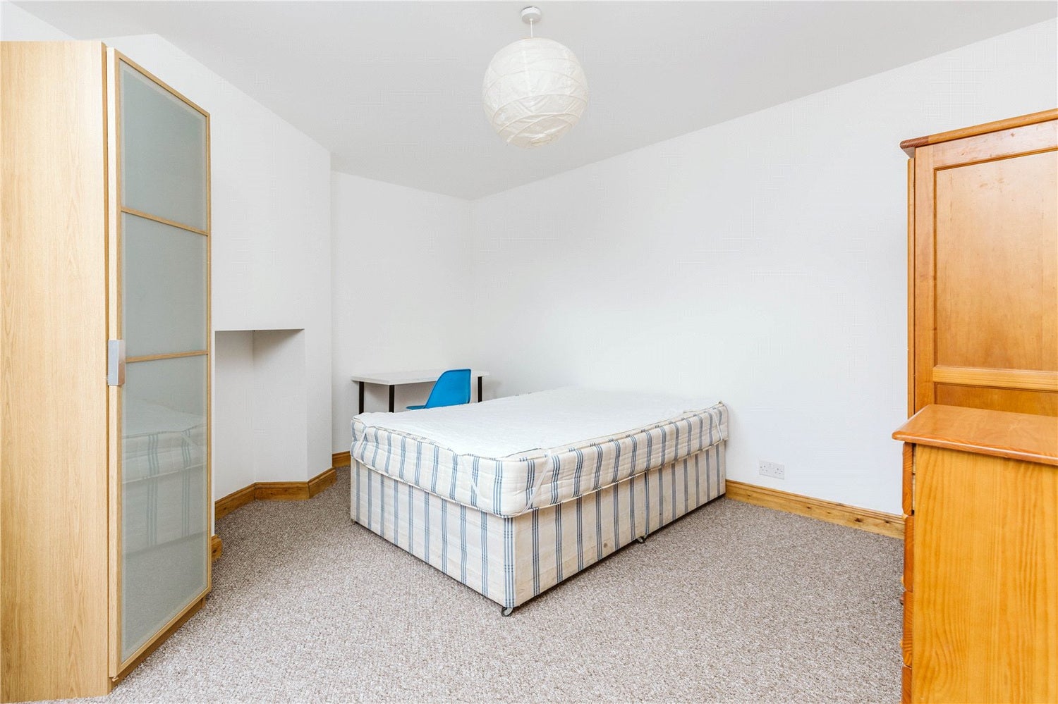 Room Pitt Road in Bristol
