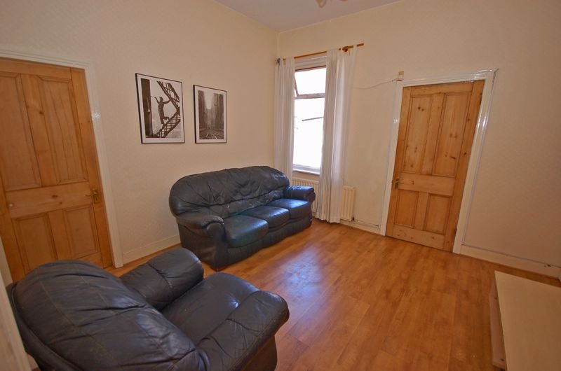 Flat Shortridge Terrace in Newcastle upon Tyne