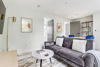 Flat Kennington Lane in Greater London