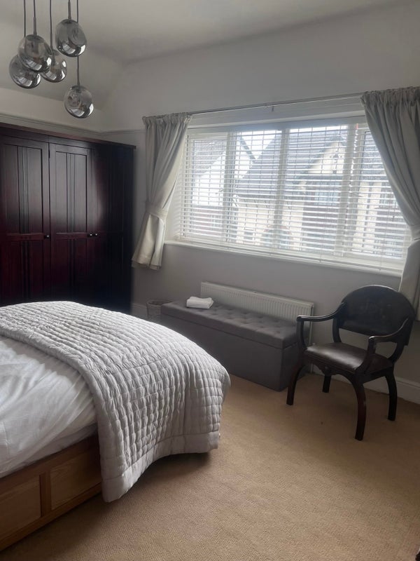 Room Perrymead in Bury