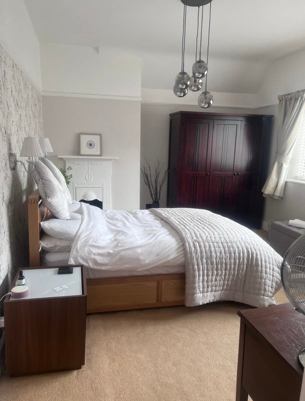 Room Perrymead in Bury