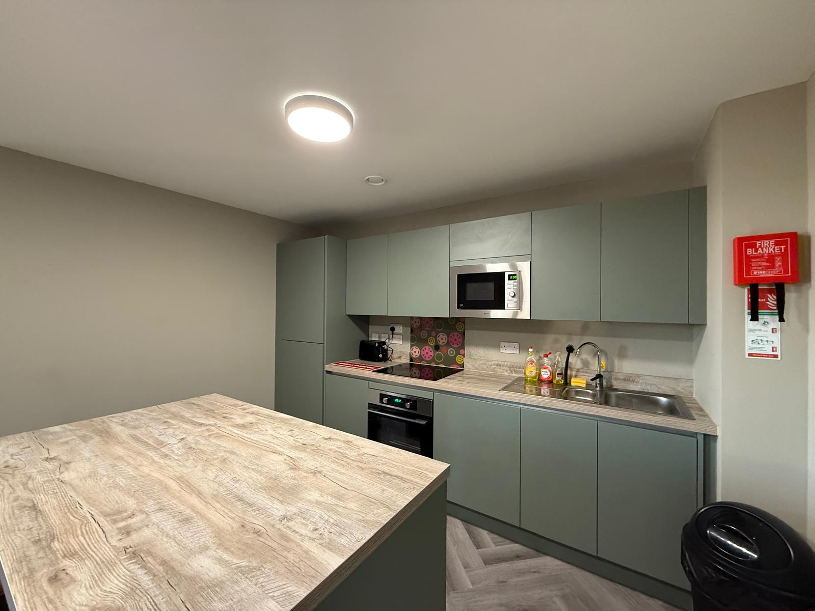 Room Alfreton Road in Nottingham