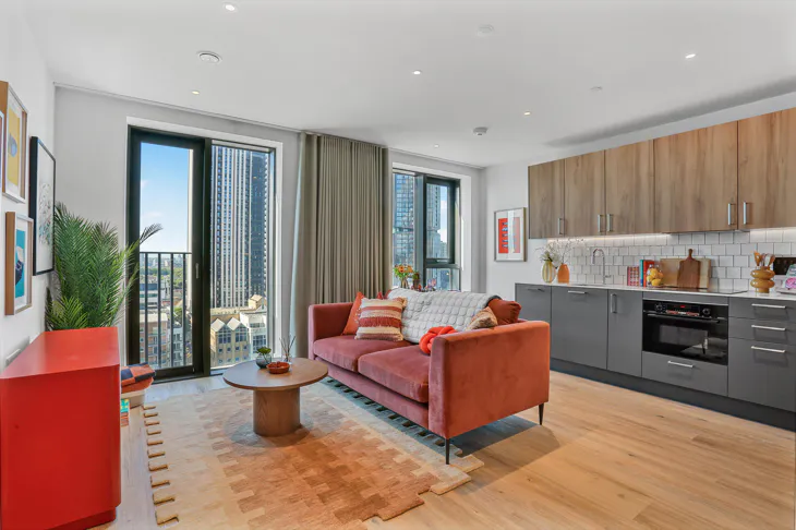 Flat Charter Street in Greater London