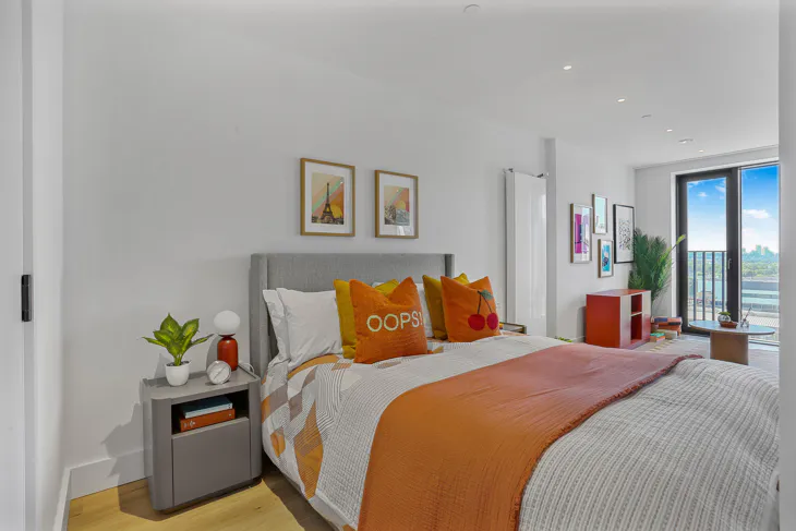Flat Charter Street in Greater London
