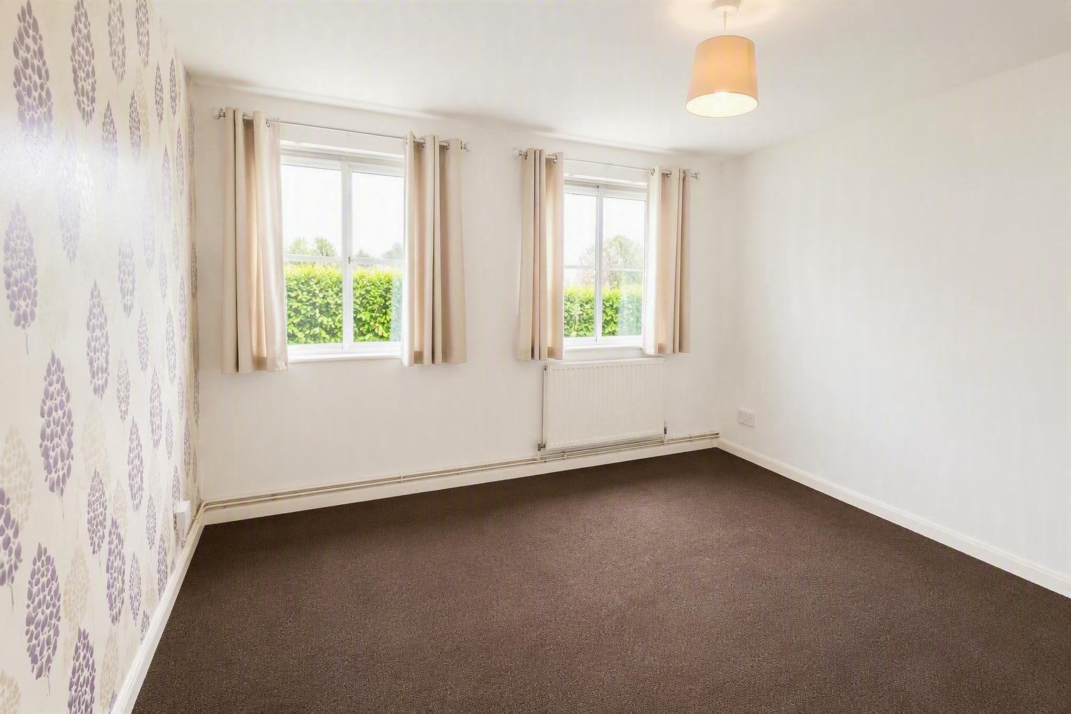 Flat Sefton Paddock in Stoke Poges