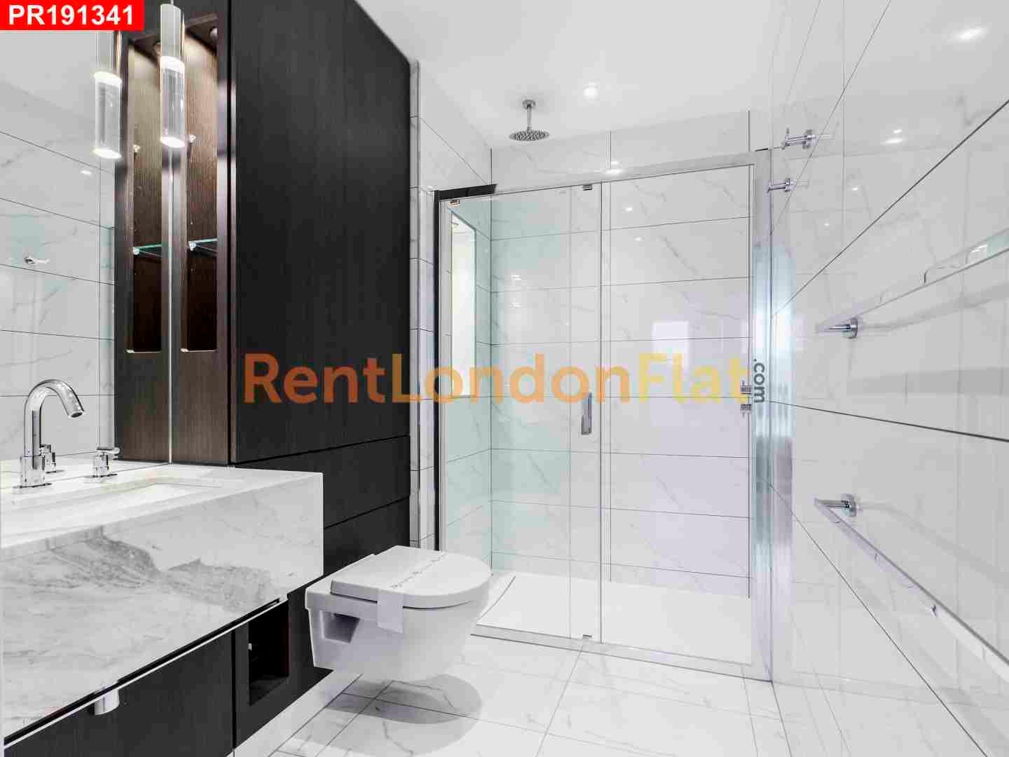 Flat Glenthorne Road in Greater London