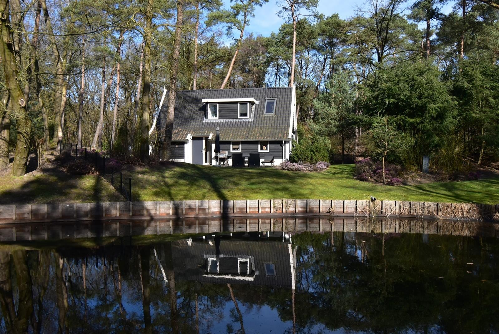 Huis Vijverlaan 1 1 in Otterlo