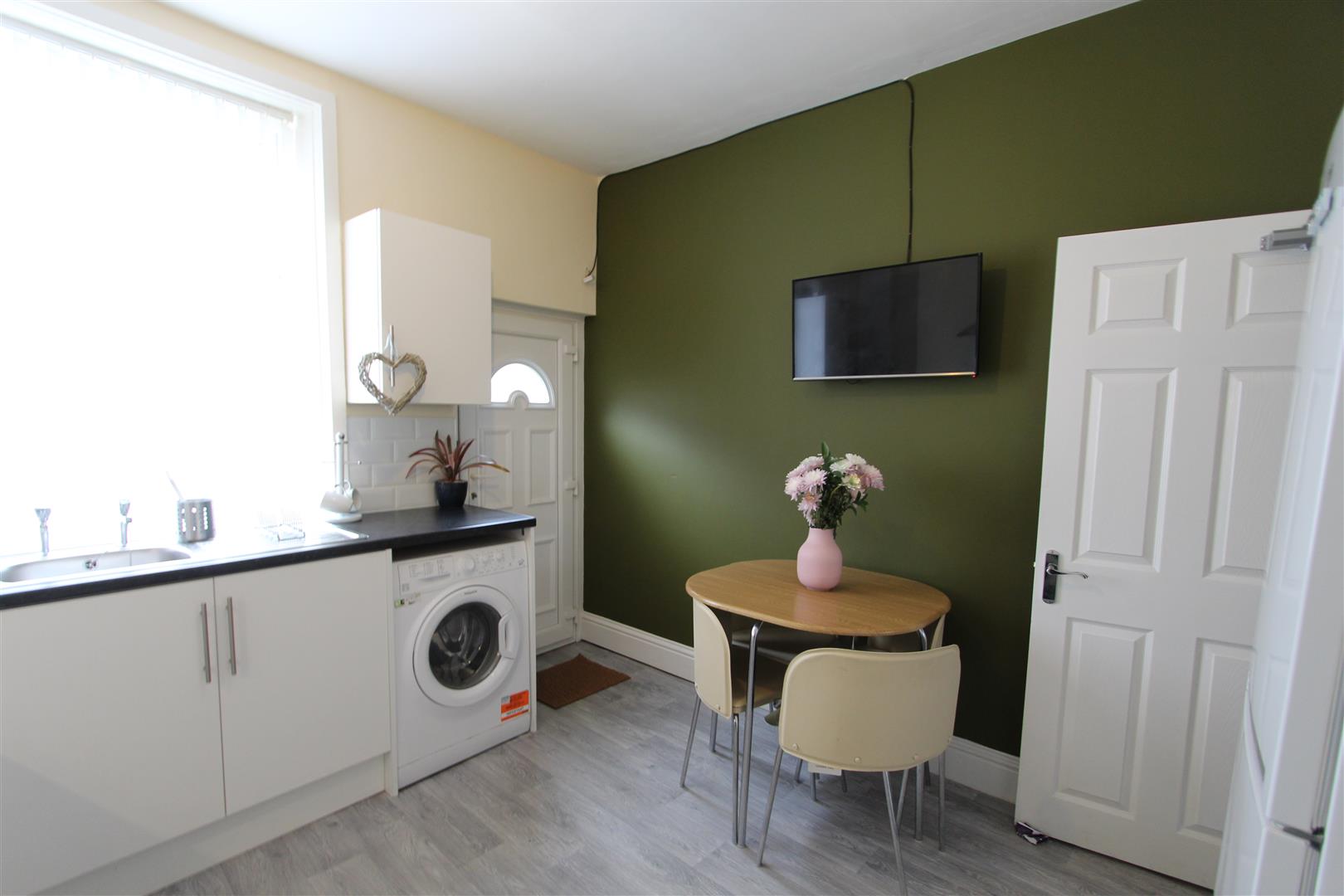 Room Pheasantford Street in Burnley