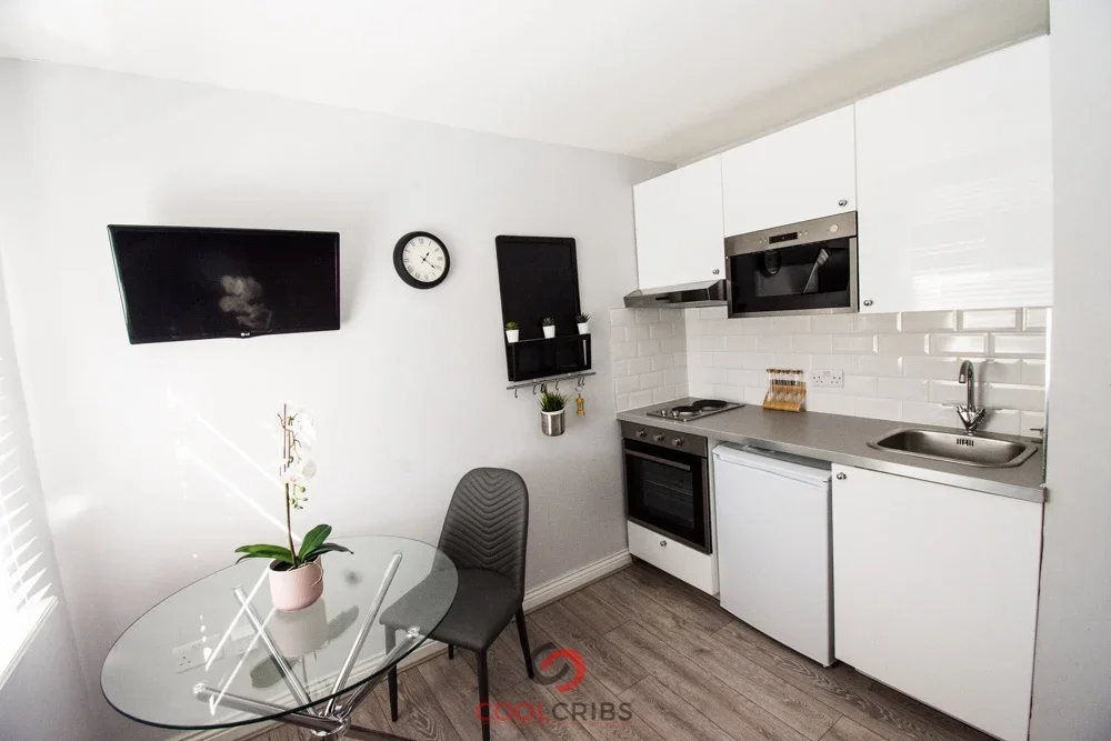 Flat Inverness Terrace in City of Westminster