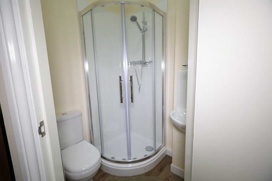 Room Hunton Road in Birmingham