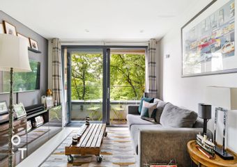 Flat Prince of Wales Road in Greater London