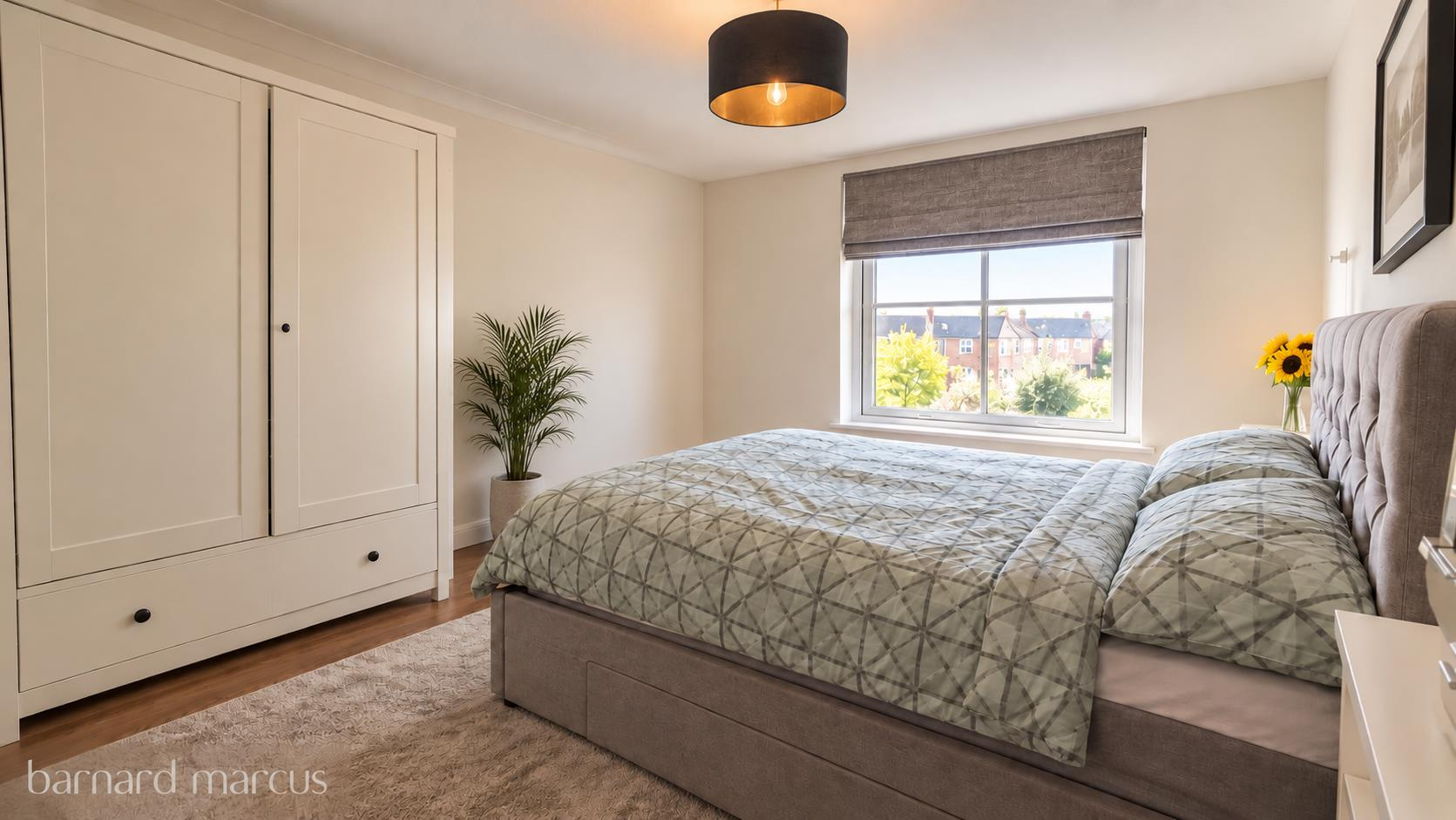 Flat Kenwyn Road in Greater London