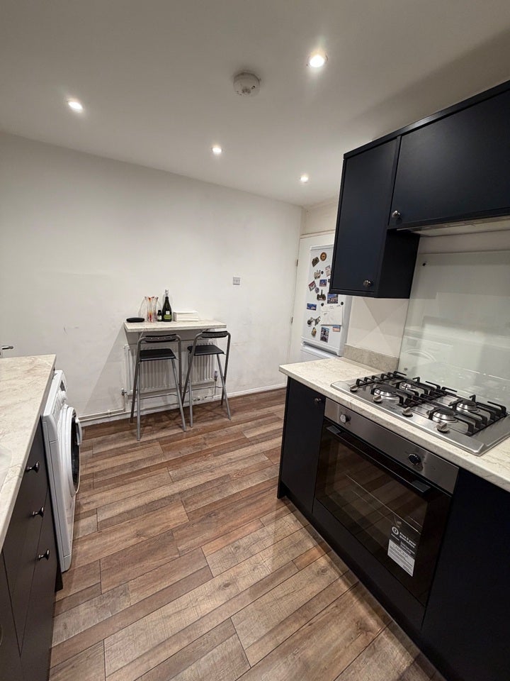 Flat Sutton Road in Greater London