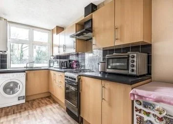 Flat Chenies Parade in Little Chalfont