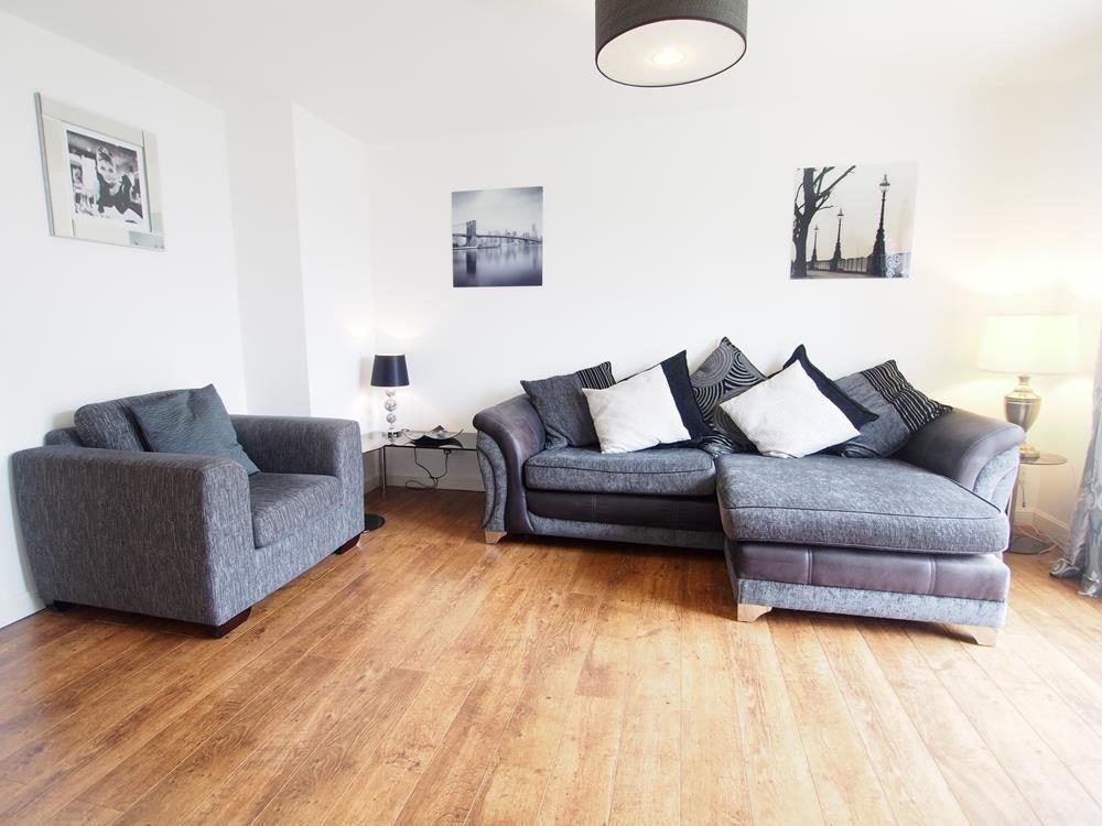 Flat Dee Village in Aberdeen