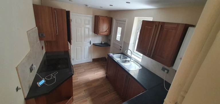Flat Balfour Road in Chatham