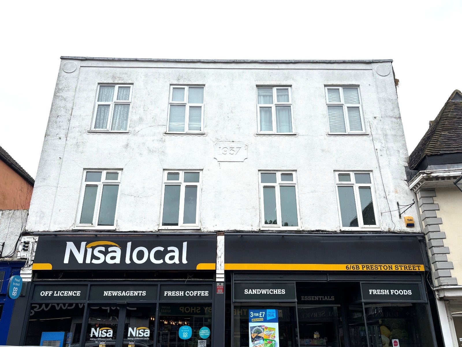 Flat Jacob Yard in Borough of Swale
