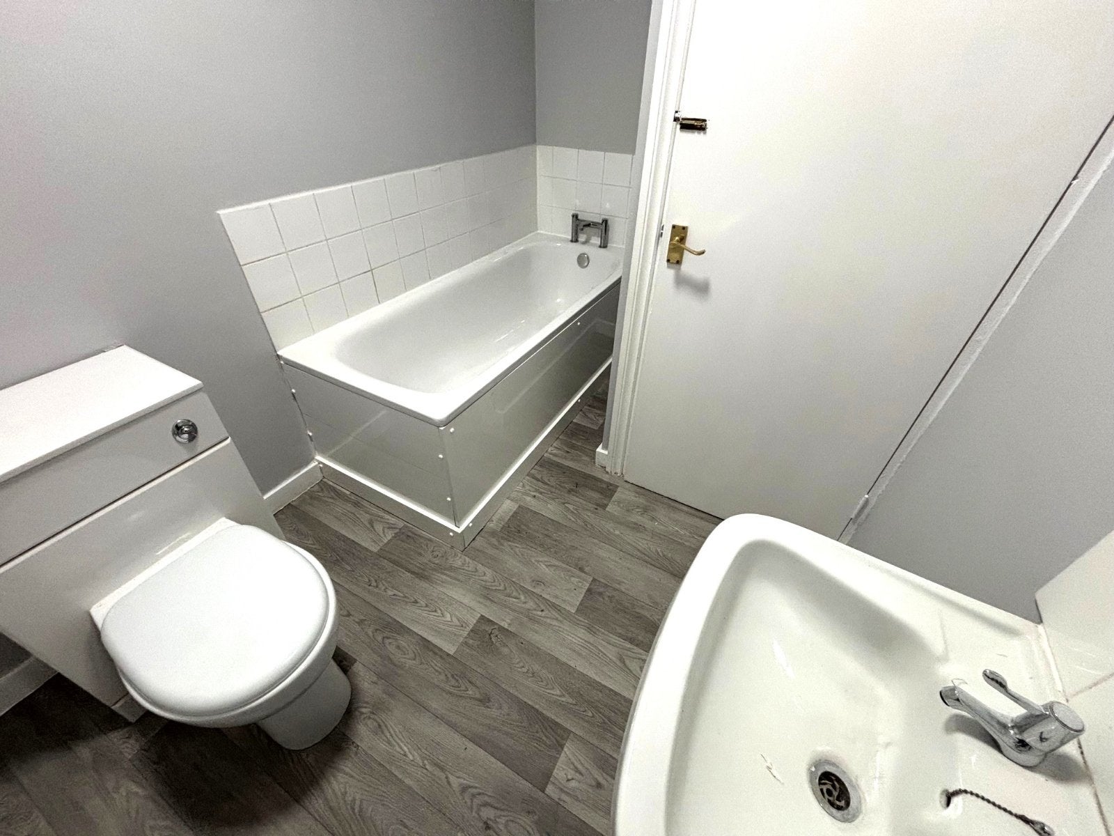 Flat Jacob Yard in Borough of Swale