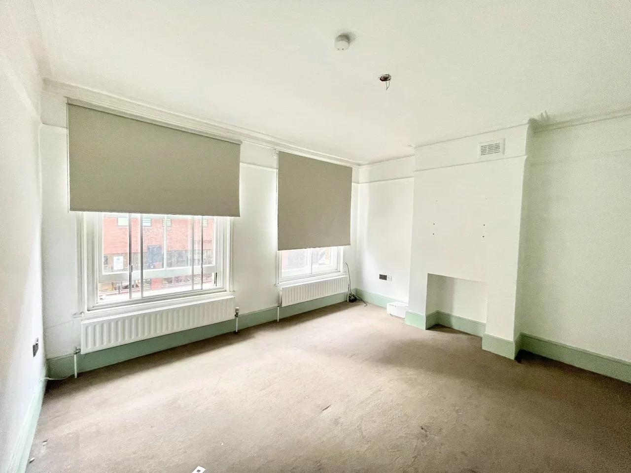Flat Rochester Row in City of Westminster