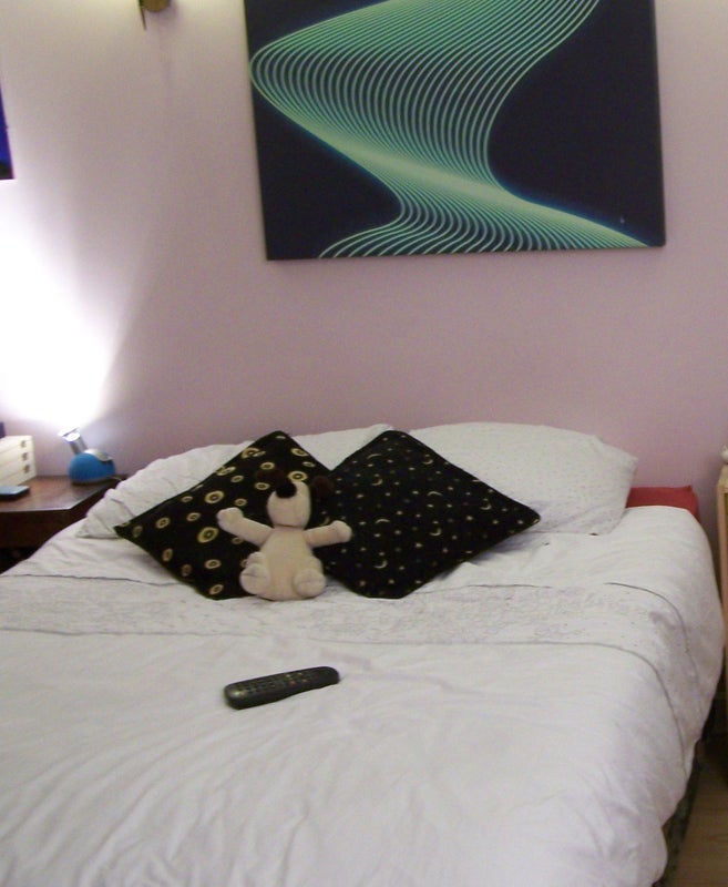Room Windsor Crescent in Greater London