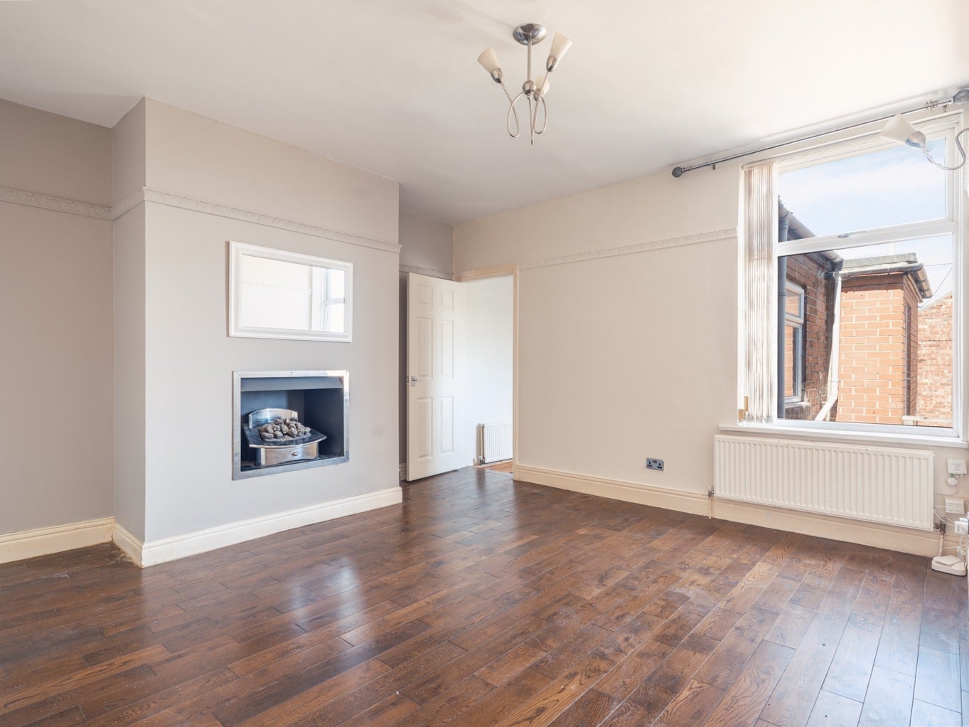 Flat Wellington Road in Whickham