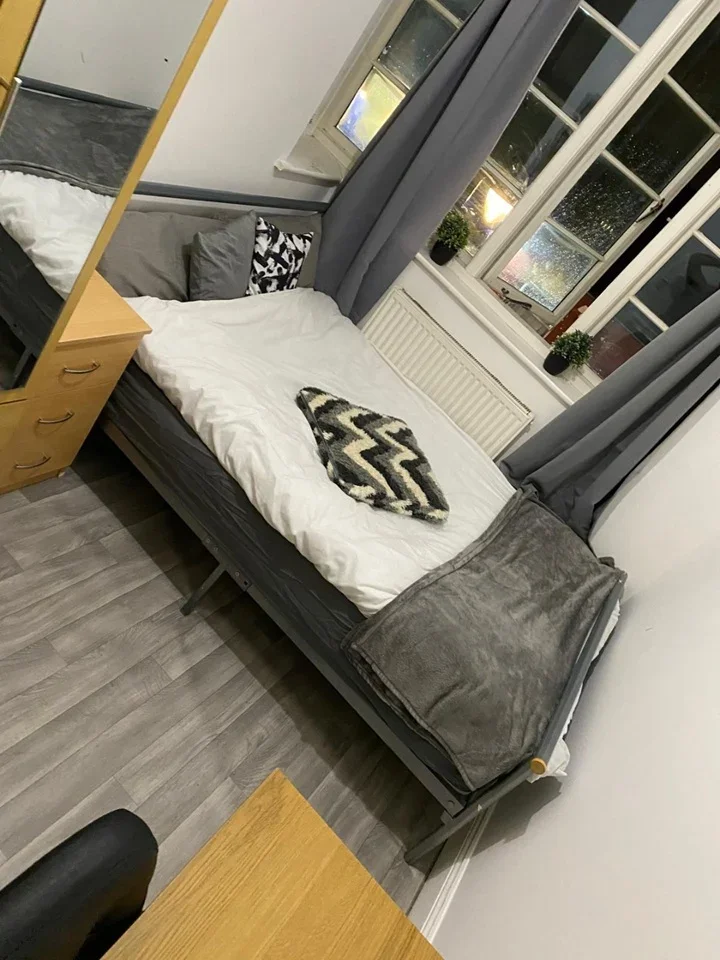 Room Rodyard Way in Coventry