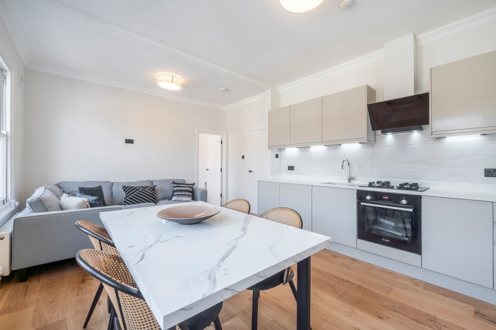 Flat Portnall Road in City of Westminster