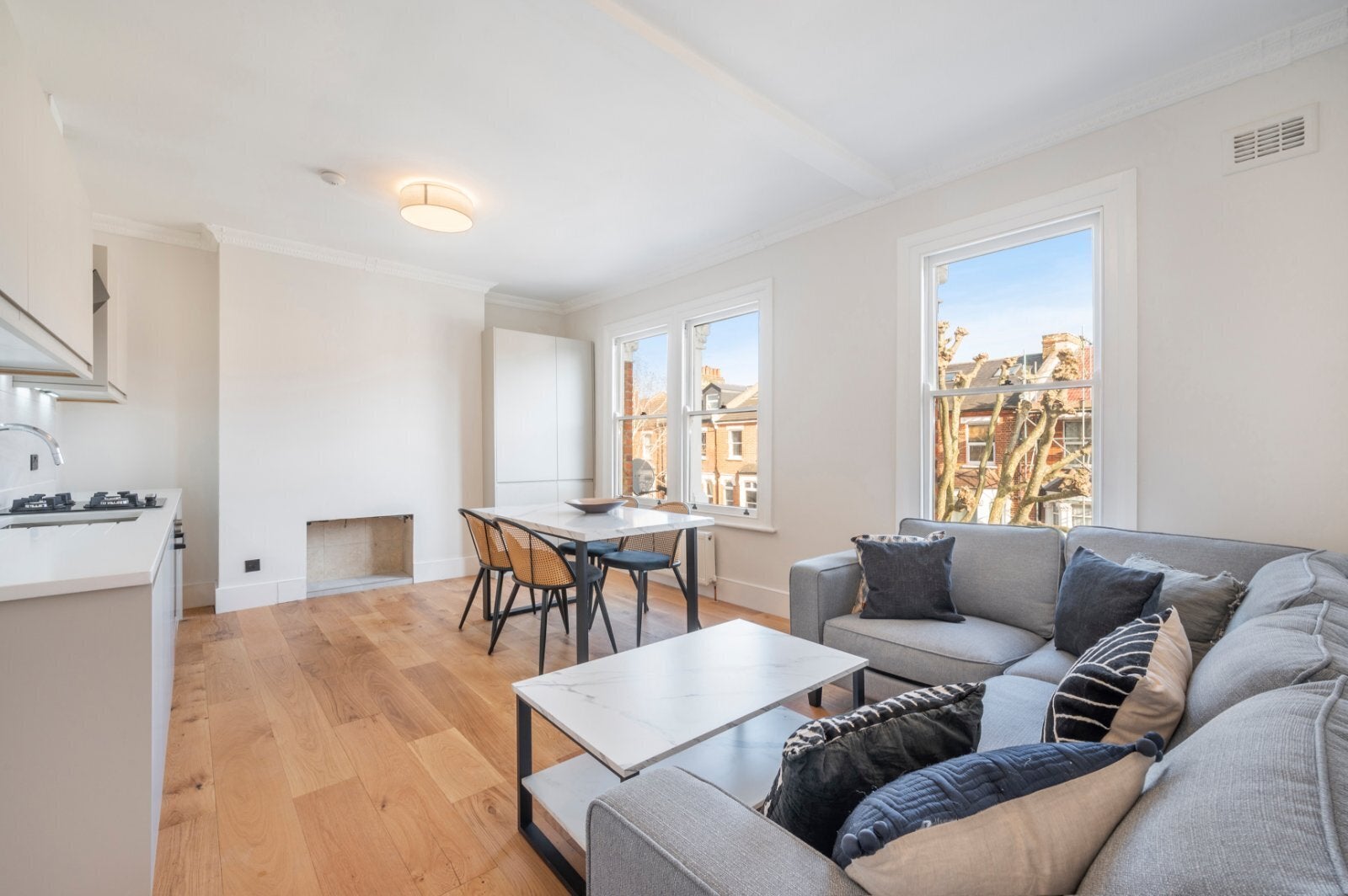 Flat Portnall Road in City of Westminster