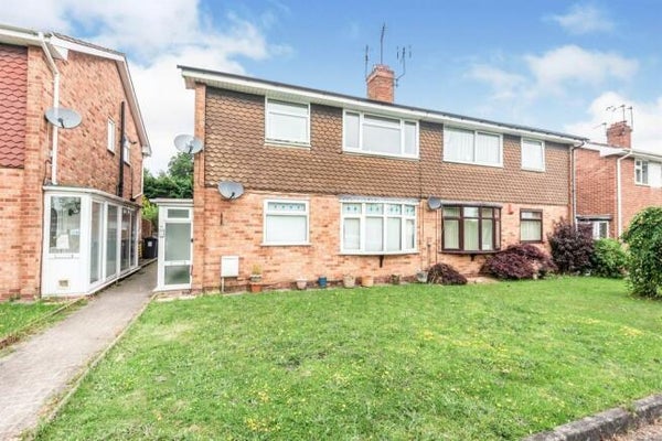 House Ragley Drive in Birmingham