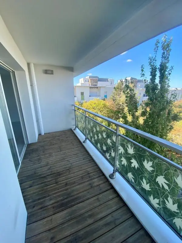Flat Rue Paul Courtault in Lormont