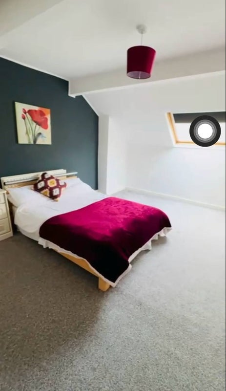 Room Hamilton Road in Sheffield