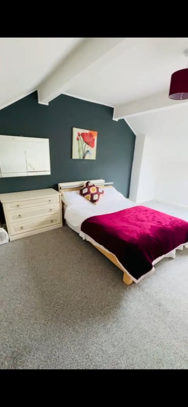 Room Hamilton Road in Sheffield