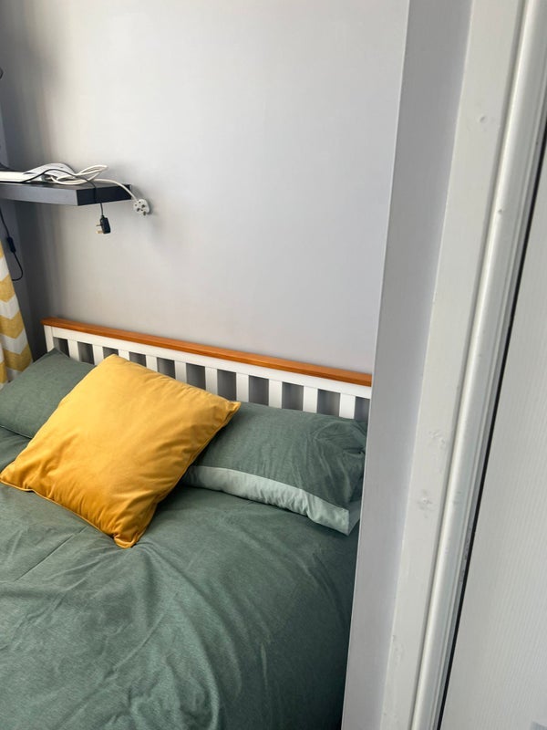 Room Garth Crescent in Coventry
