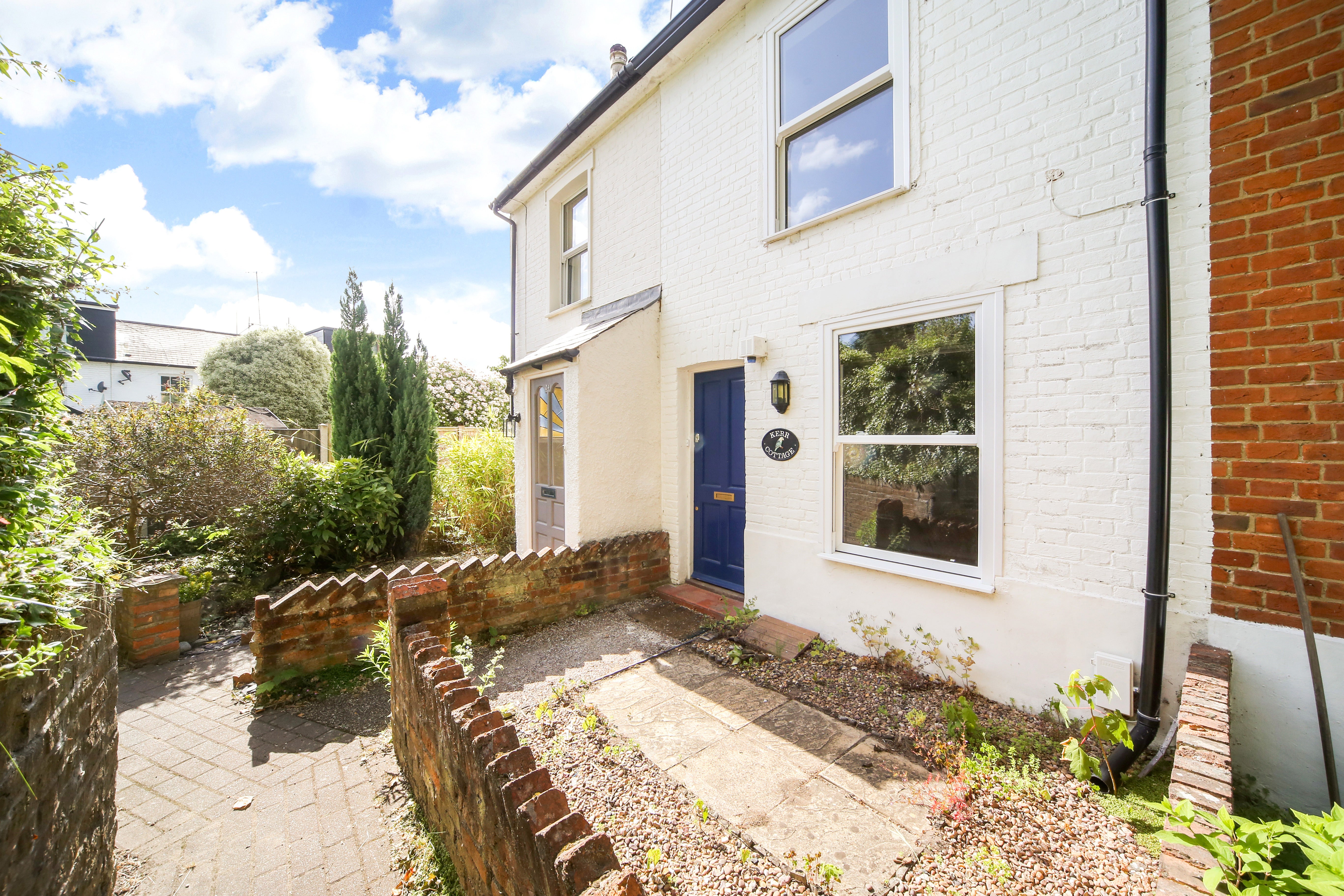 House Waverley Road in Elmbridge