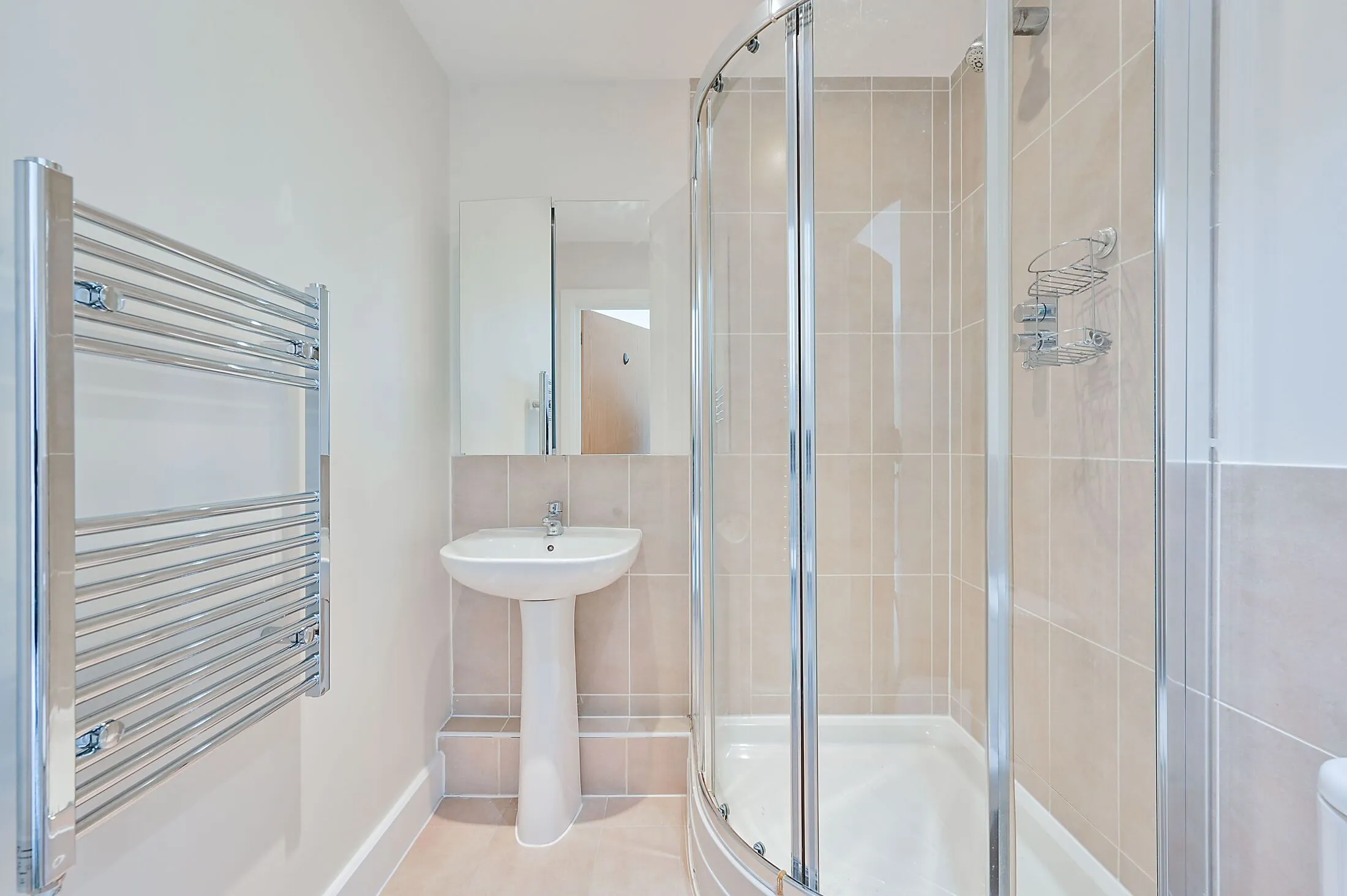 Flat Glenthorne Mews in Greater London