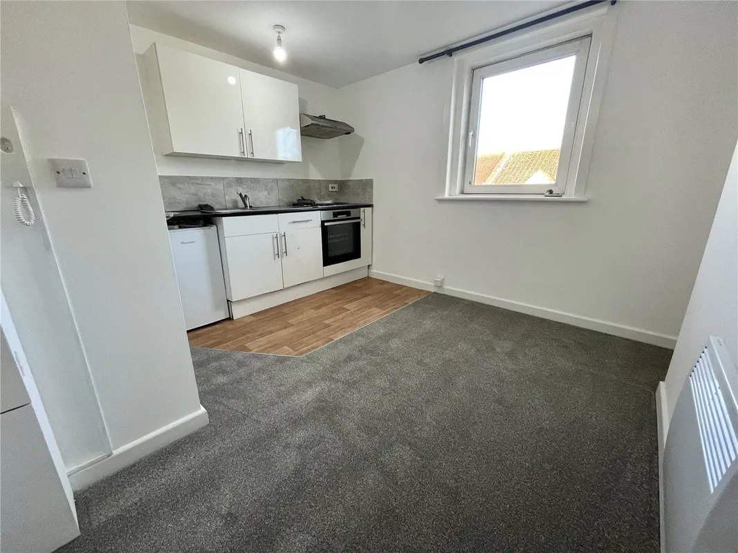 Flat Purbeck Road in Bournemouth