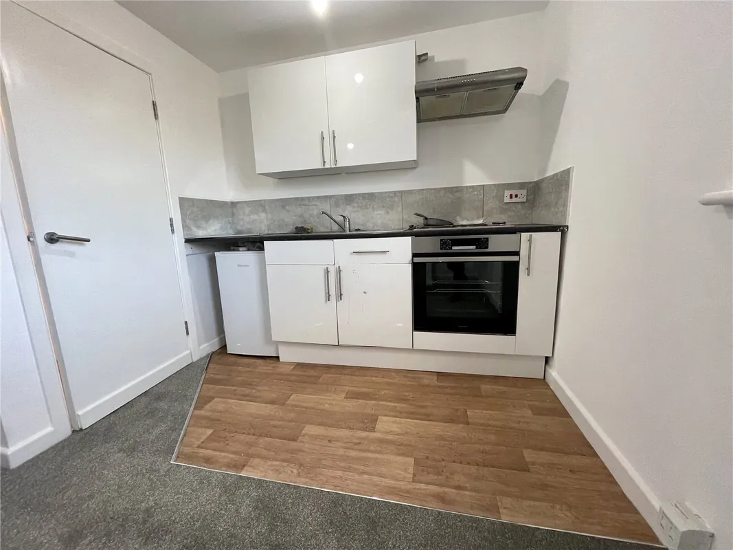 Flat Purbeck Road in Bournemouth