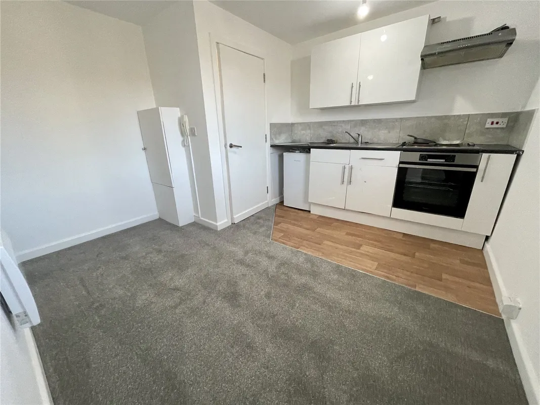Flat Purbeck Road in Bournemouth